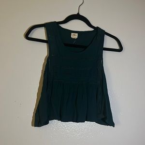 turquoise tank top